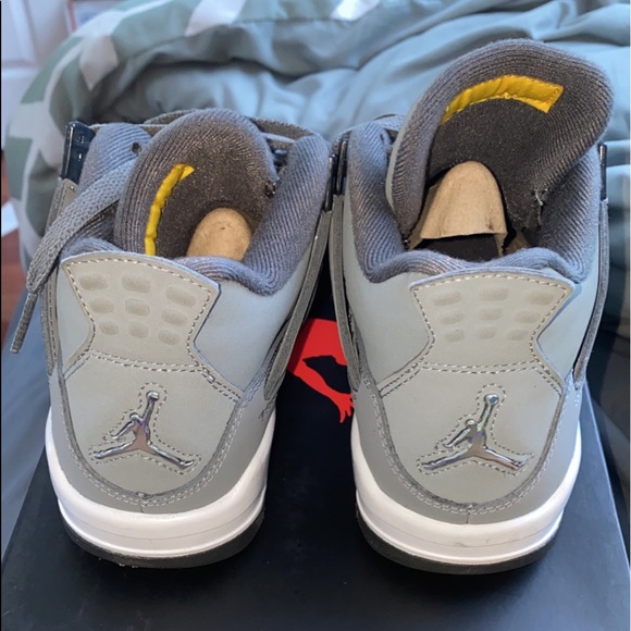 COOL GREY 4 SIZE 4Y - Picture 6 of 6